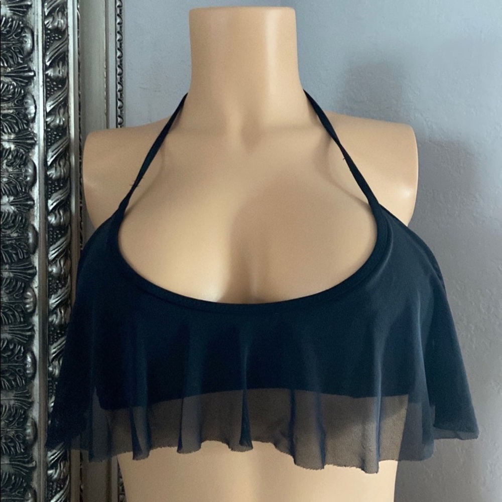 Victoria’s Secret bikini top M